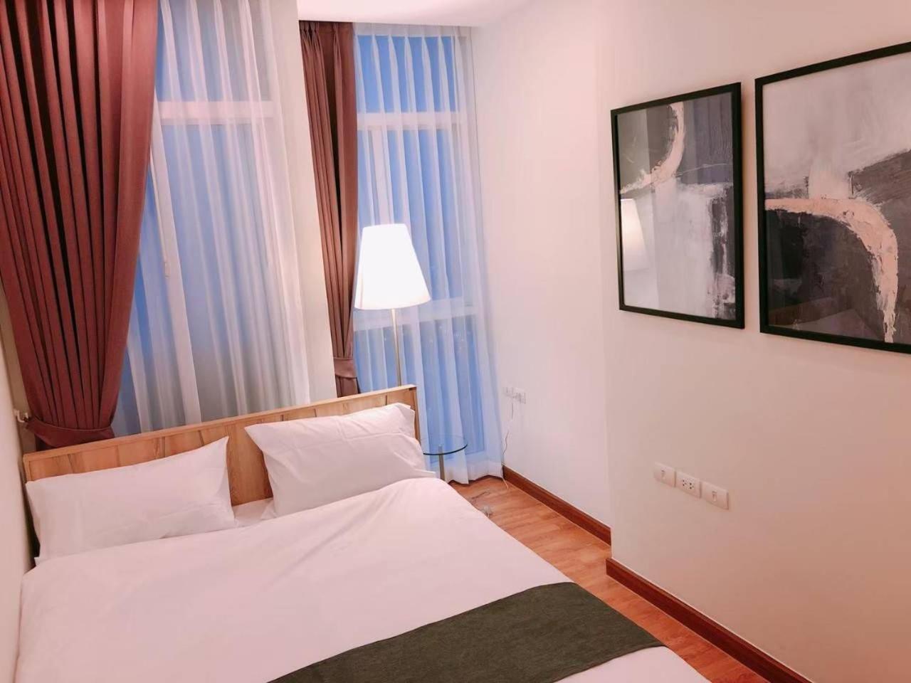 Bkk Downtown2Min Walk Tobts Apartman Bankhlongszamrong Kültér fotó
